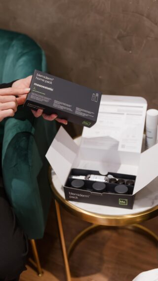 “I have tried everything!” 😤

We hear this often from our clients struggling with blemishes, breakouts, and problematic skin. 

The truth? Most products don’t go deep enough. Our Blemiderm treatment by @mesoestetic.australia does. Its targets the root causes from bacterial imbalance to red post-blemish marks. 

✔️ Clear active breakouts
✔️ Reduce oil and inflammation 
✔️ Prodect your skin microbiome 
✔️ Prevent future congestion 
✔️ Fade red post-blemish marks (PIE) 

Clearer skin starts here, book your complimentary consultation today! 🫶🏻

#thelimetreeclinic #perthcosmeticclinic #skinclinicperth